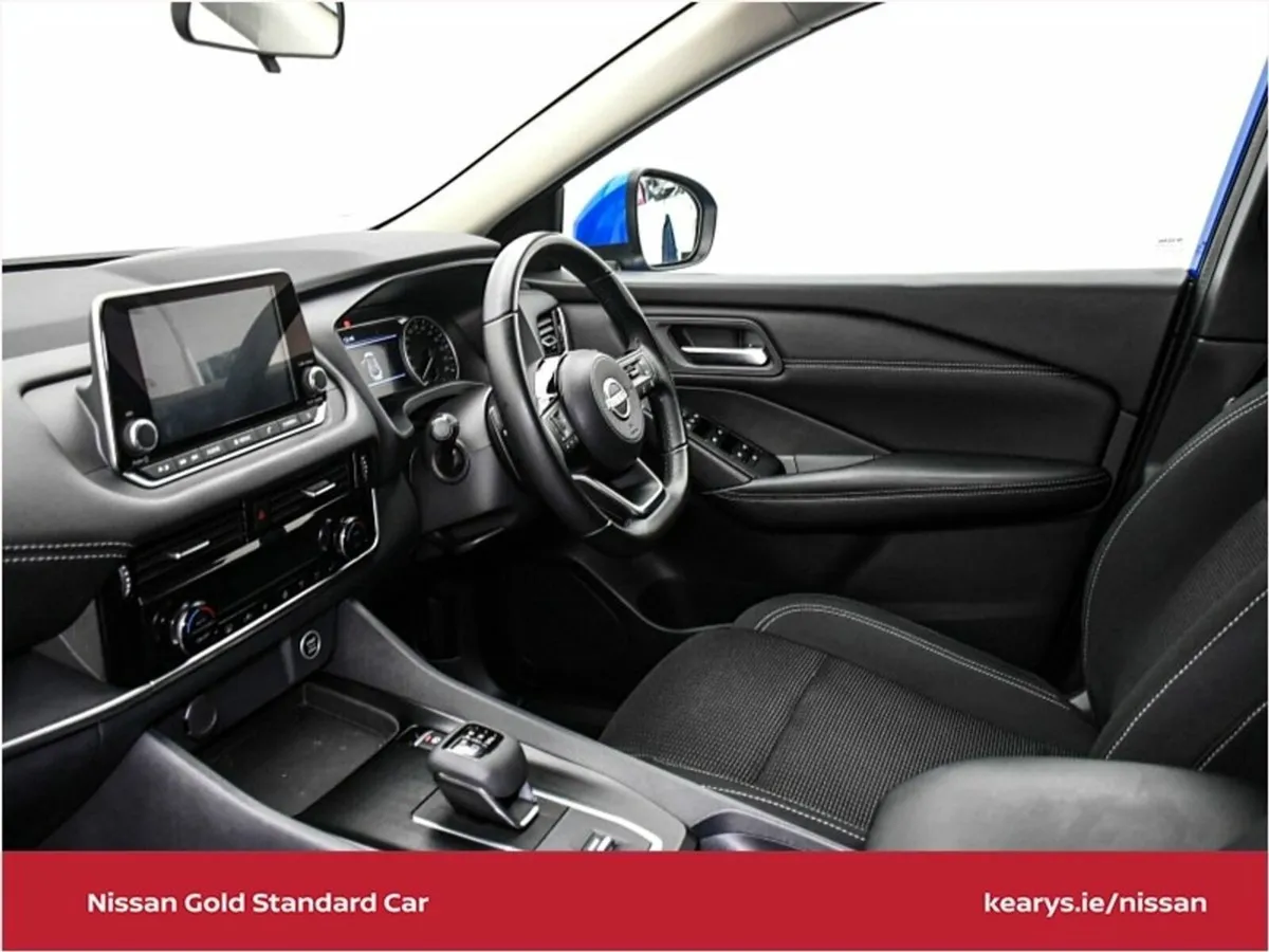 Nissan Qashqai 1.3 PET MILD HYBRID SV AUTOMATIC - - Image 4