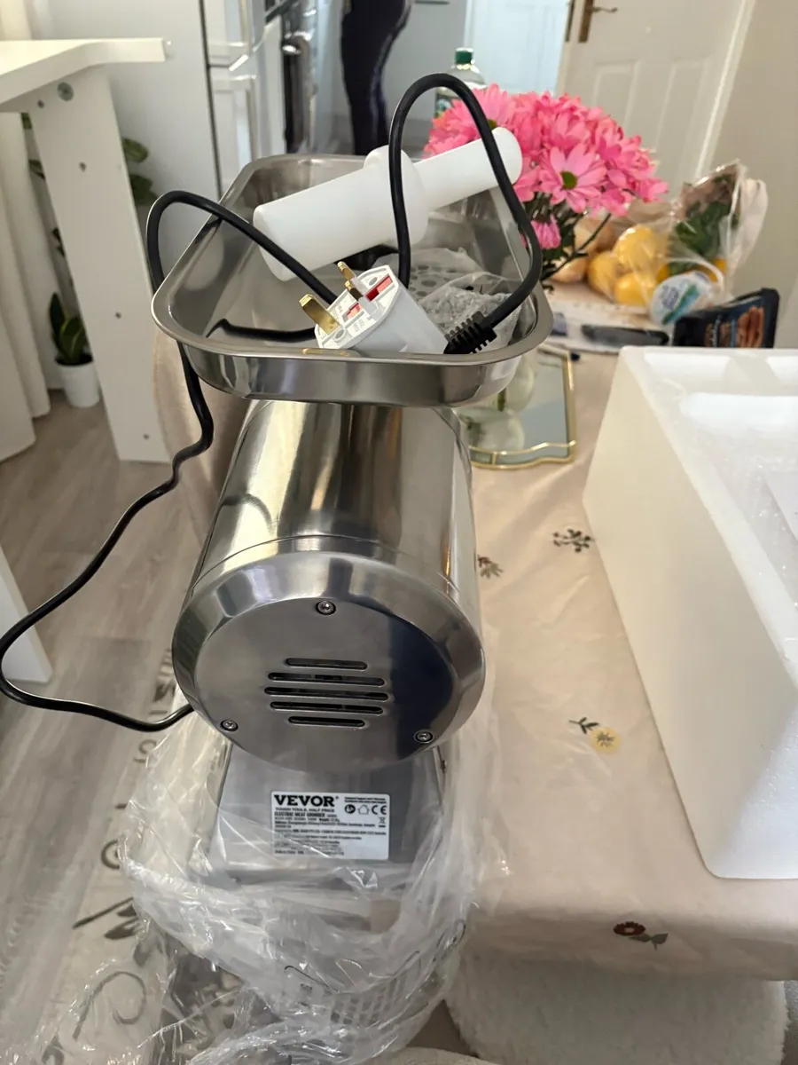 220v 1100w Electric Meat Mincer Portable Chopper - Image 2
