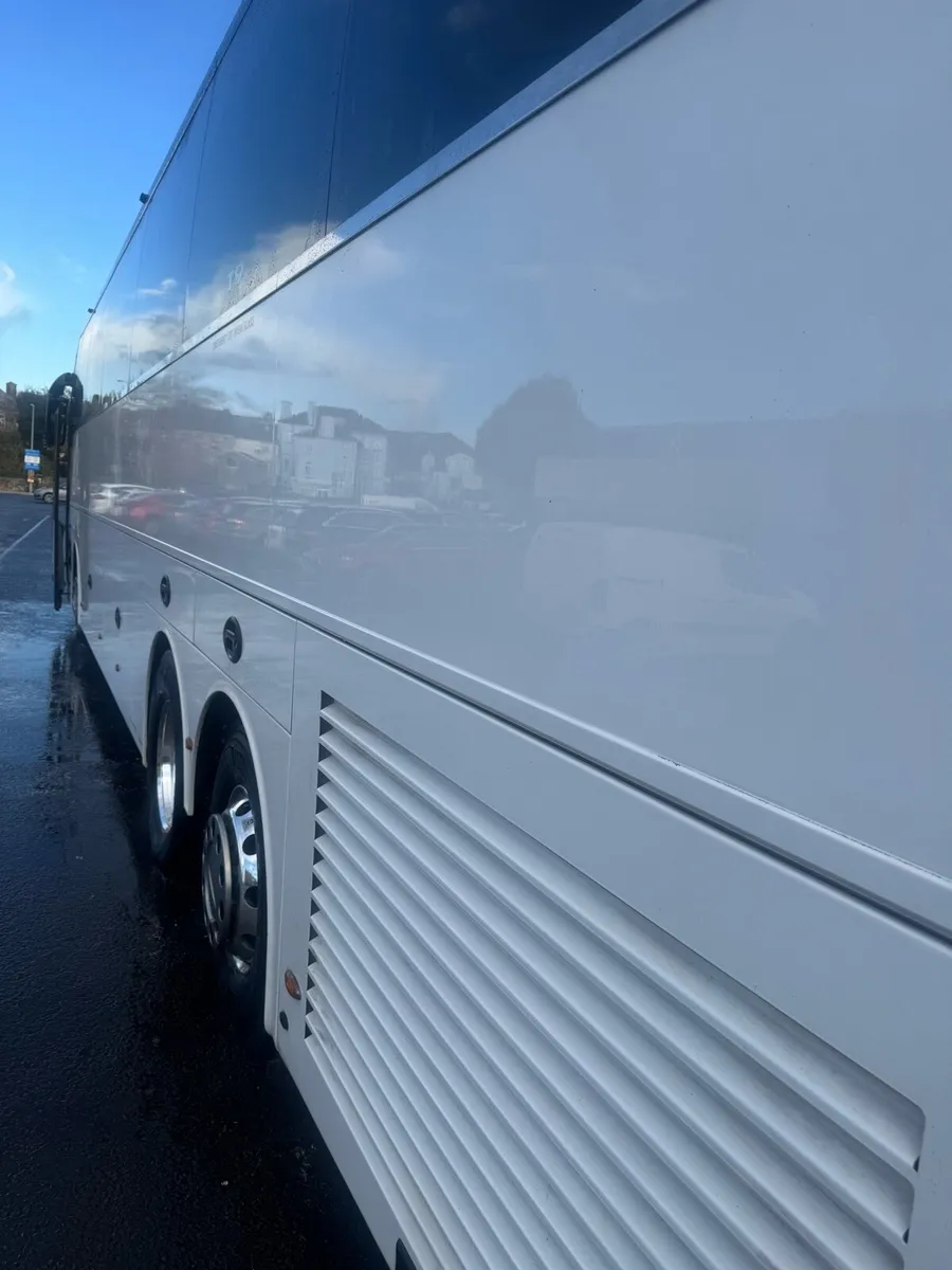 Vanhool DAF 2011 - Image 3