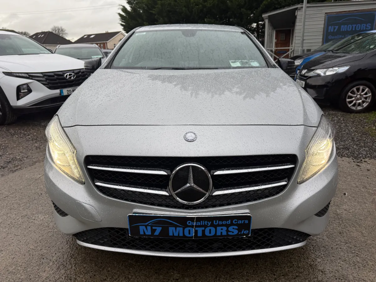 2015 Mercedes-Benz A Class 160 SPORT AUTO - Image 3