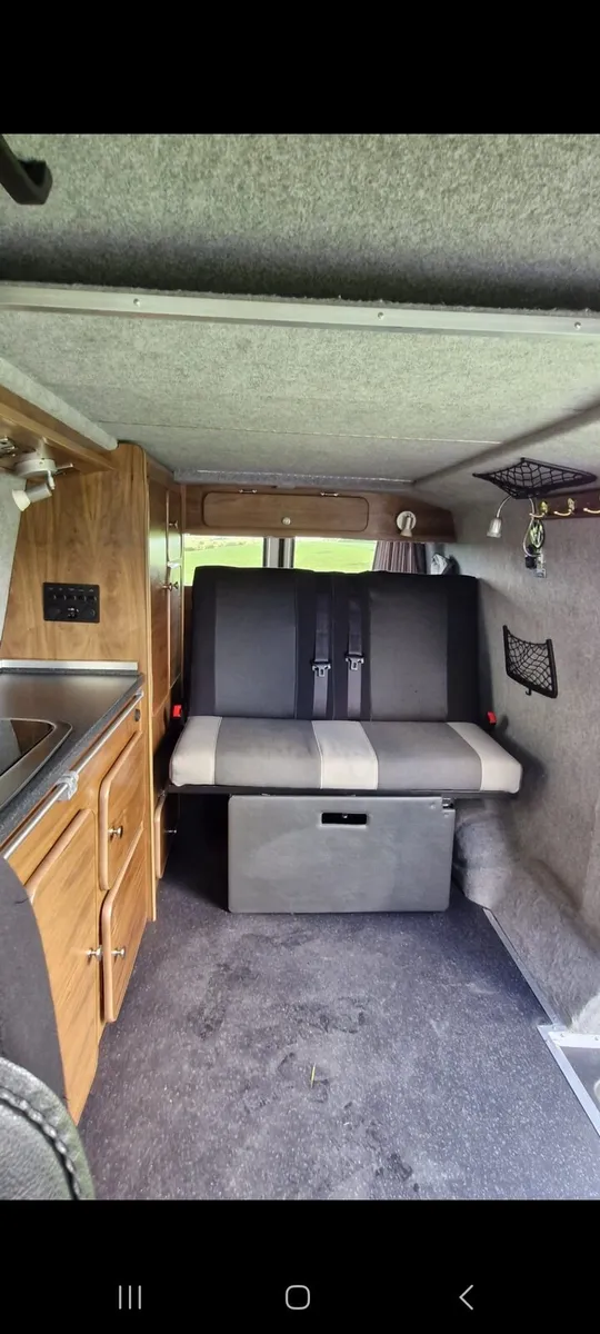 2014  volkswagon transporter camper - Image 4