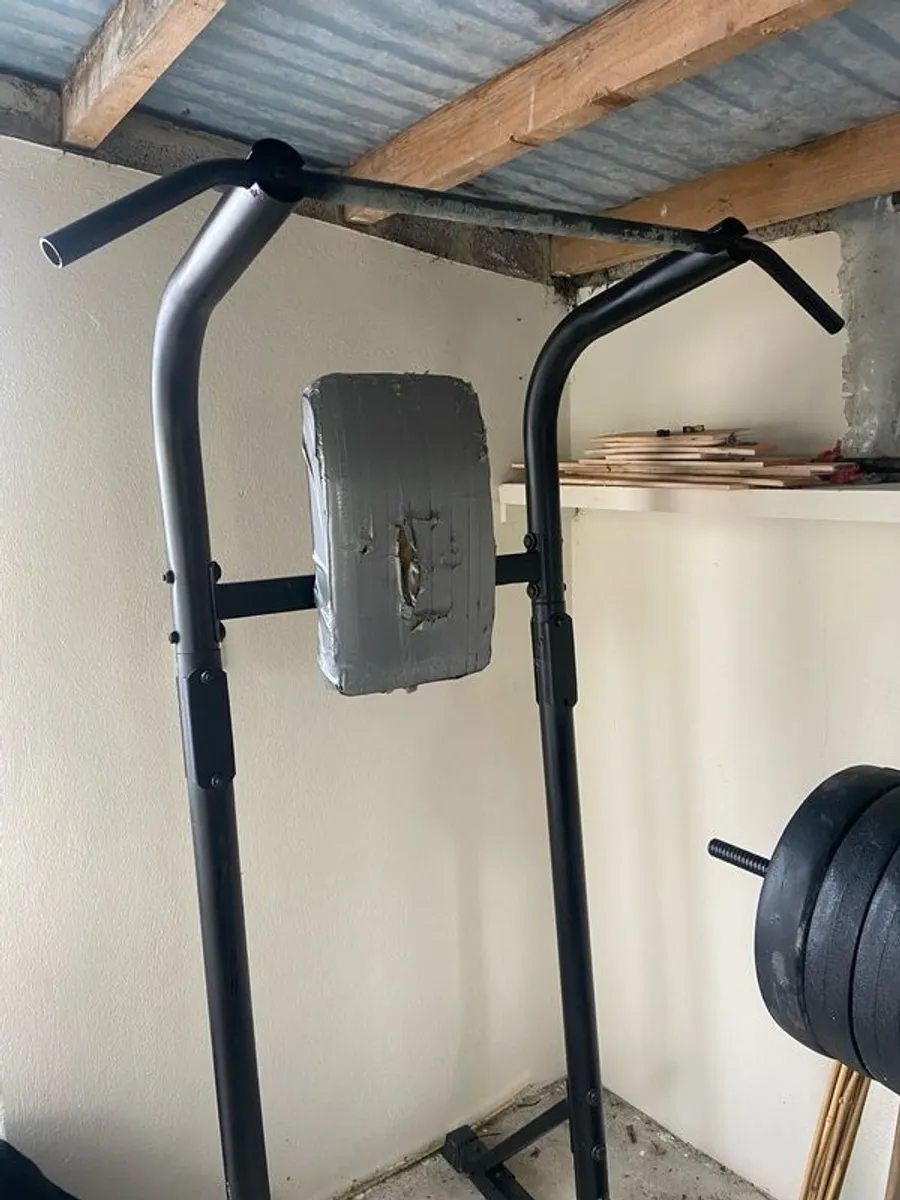 pull up bar - Image 1