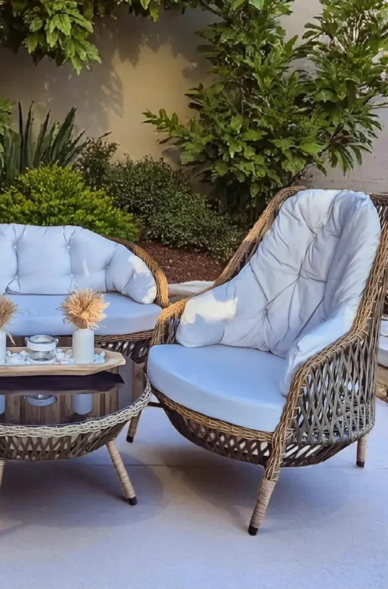 Rattan outdoor door furniture set, brand new - Image 2