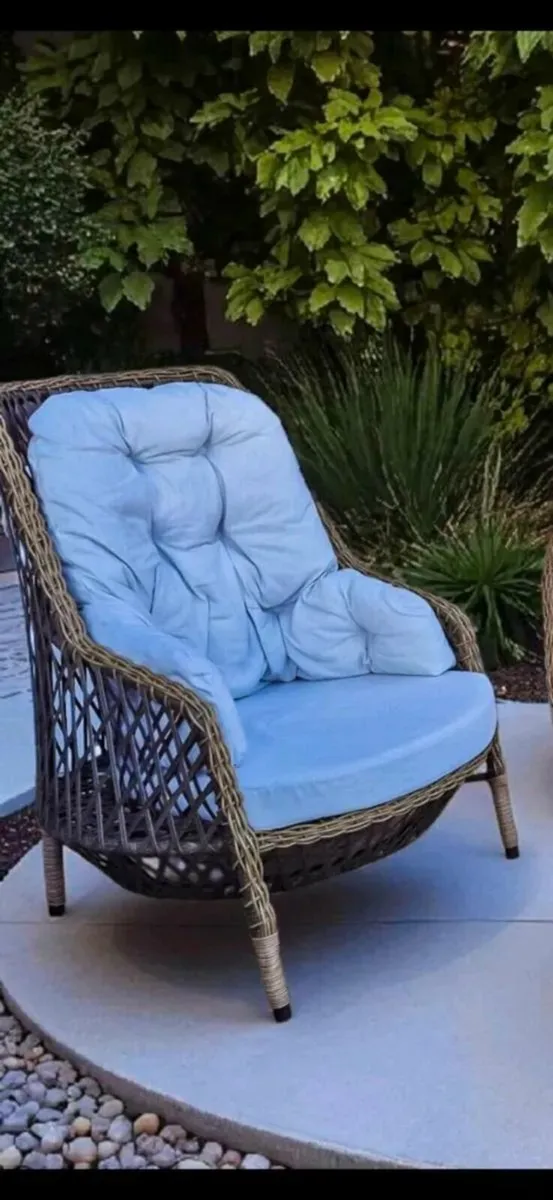 Rattan outdoor door furniture set, brand new - Image 3