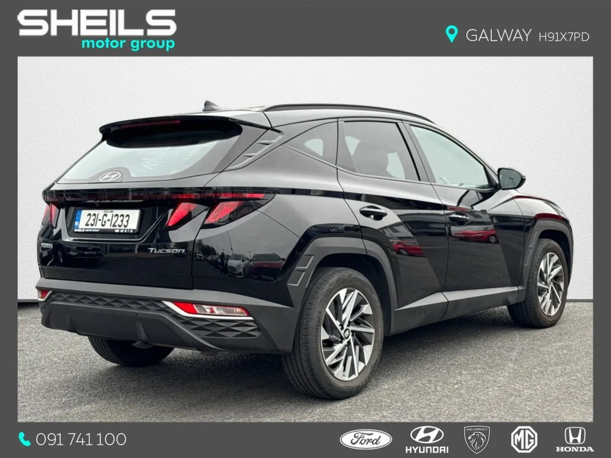 Hyundai Tucson 2WD Executive - Image 2