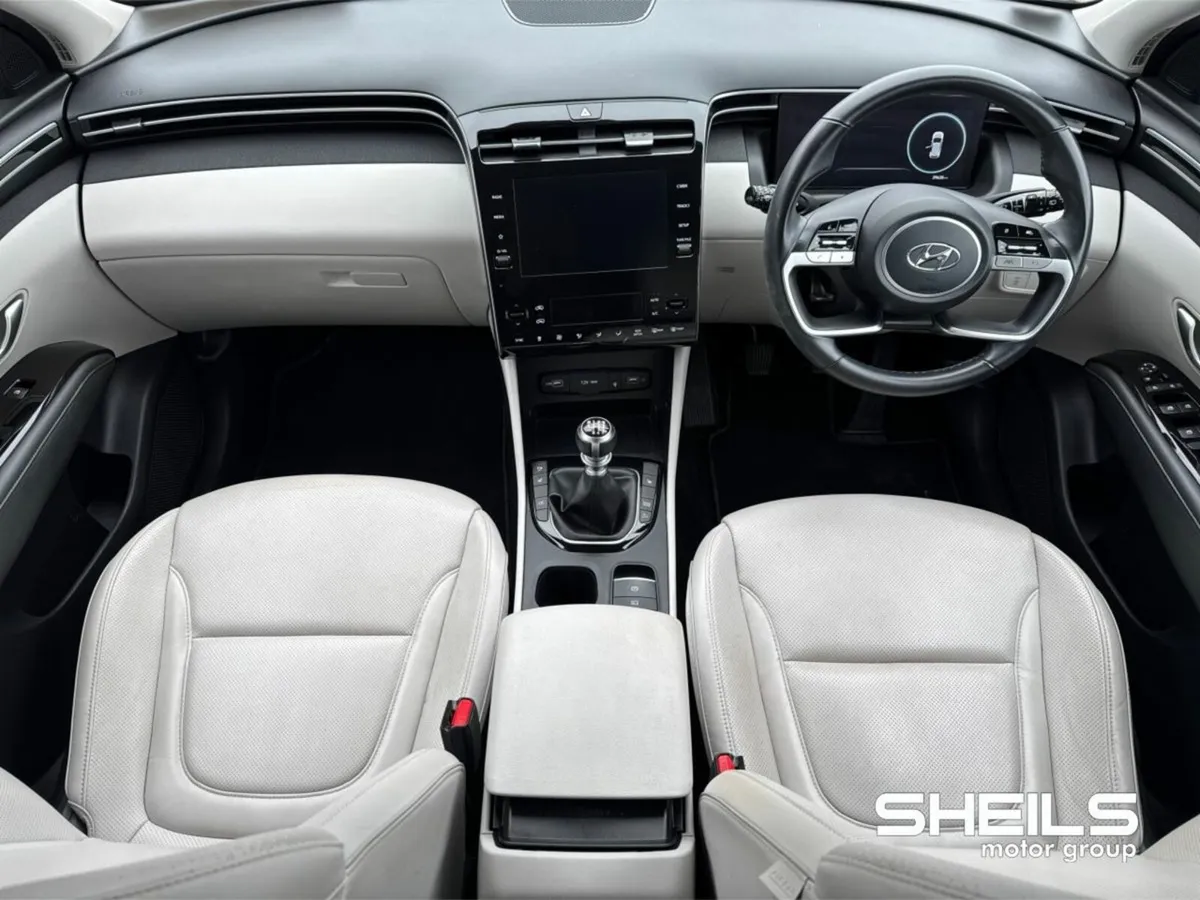 Hyundai Tucson 2WD Executive - Image 3