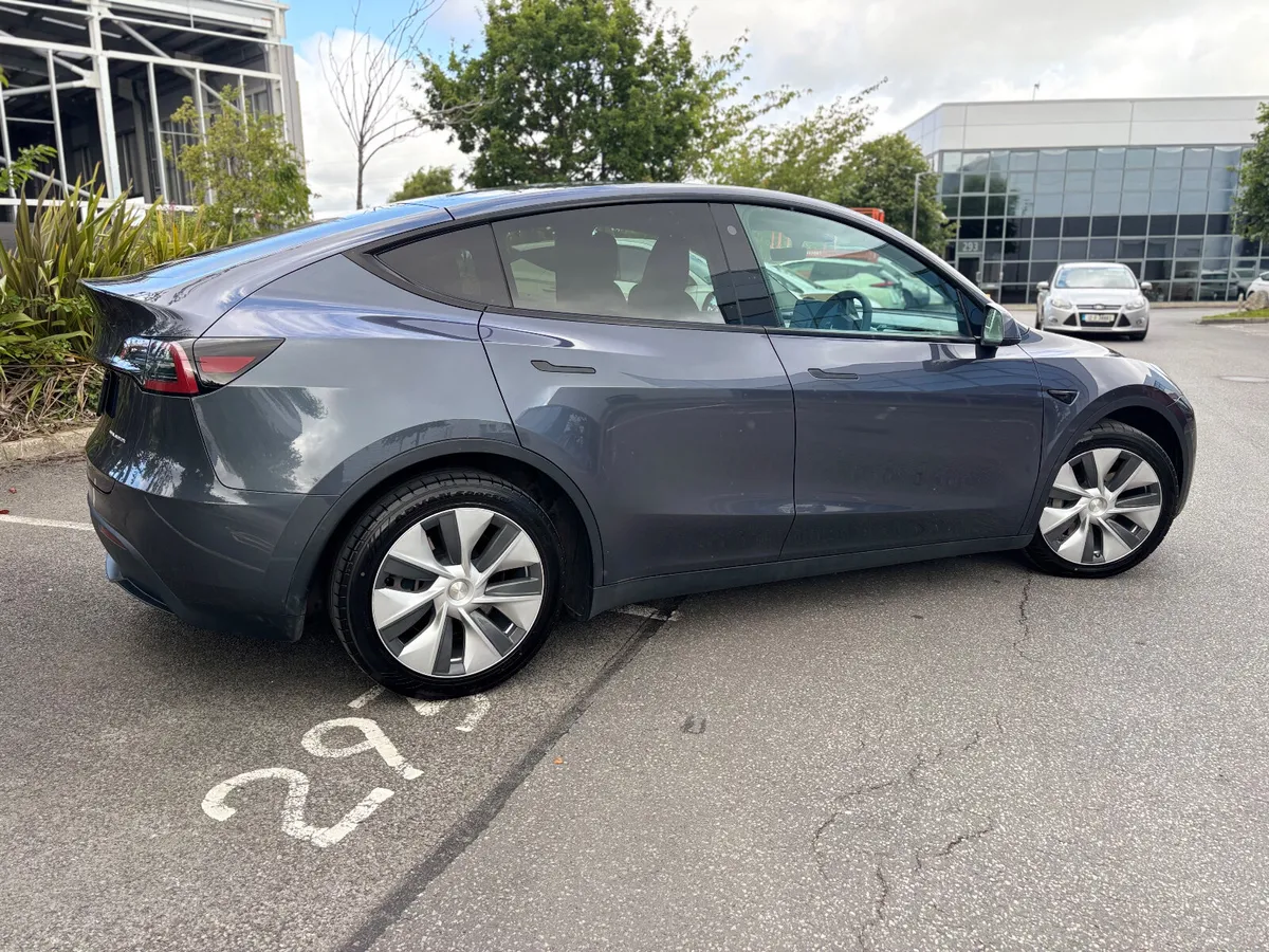 2023Tesla Model Y ~ Long Range Dual Motor AWD . - Image 3