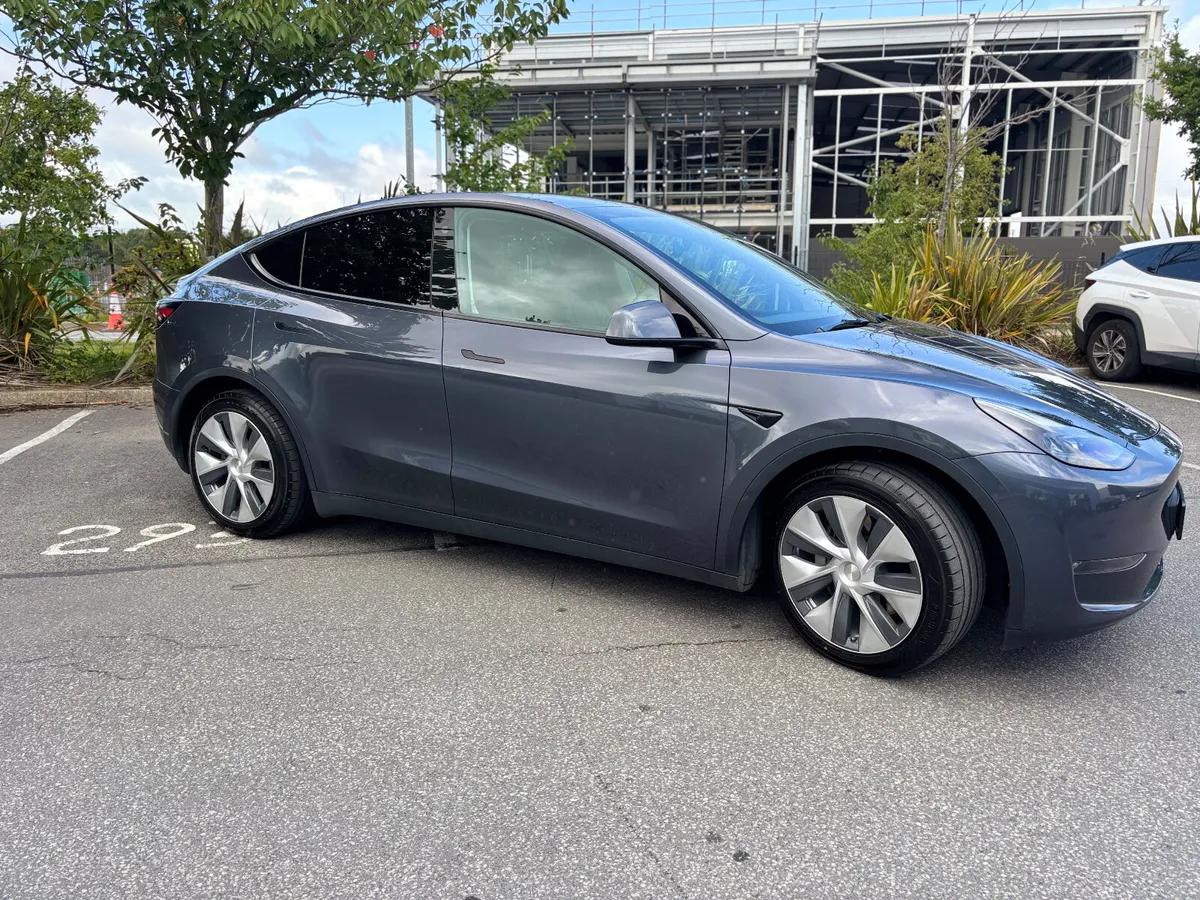 2023Tesla Model Y ~ Long Range Dual Motor AWD . - Image 4