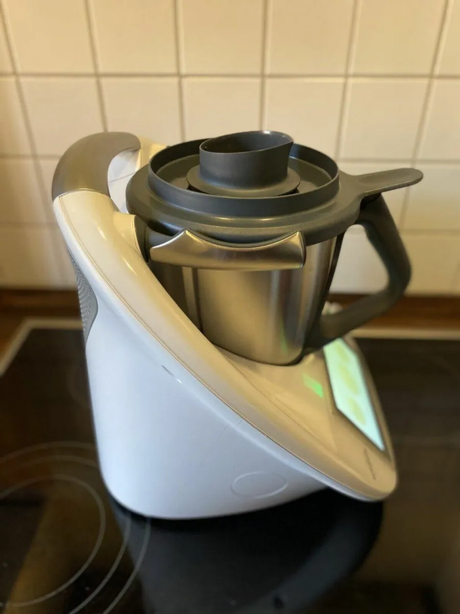 Thermomix TM6 Full Accessories Like New Warranty - Image 4