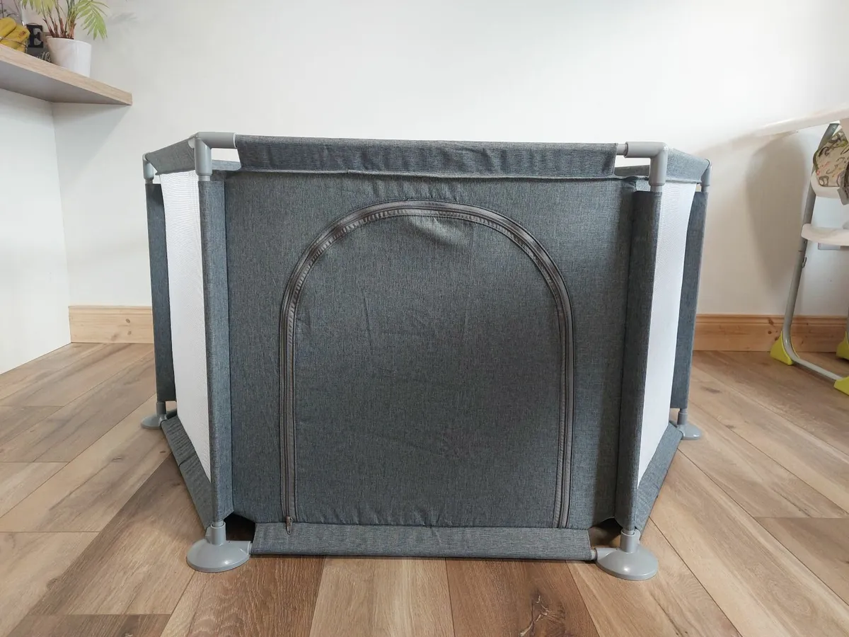 Babylo play pen - Image 2