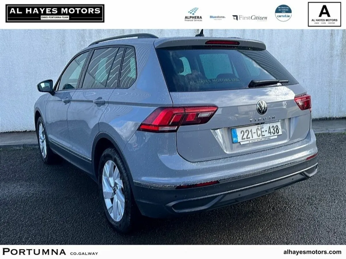 Volkswagen Tiguan 2022 LIFE 2.0 TDI 6SPEED 122BHP - Image 3