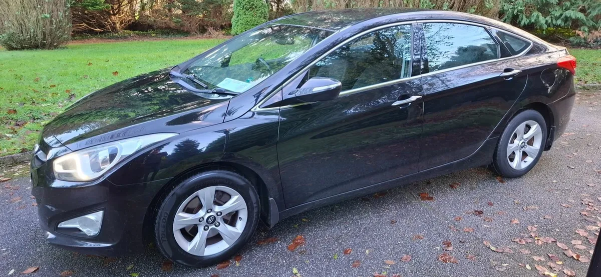 13 Hyundai i40,  New NCT 6/26 - Image 4