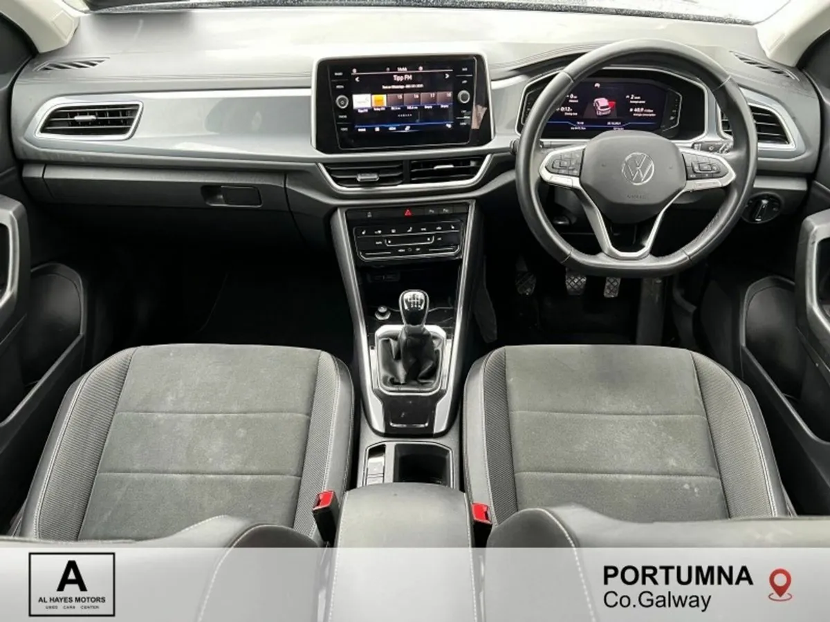 Volkswagen T-Roc 2023 STYLE 1.0 TSI 6SPEED 110BHP - Image 2