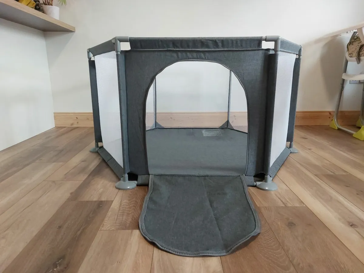 Babylo play pen - Image 1