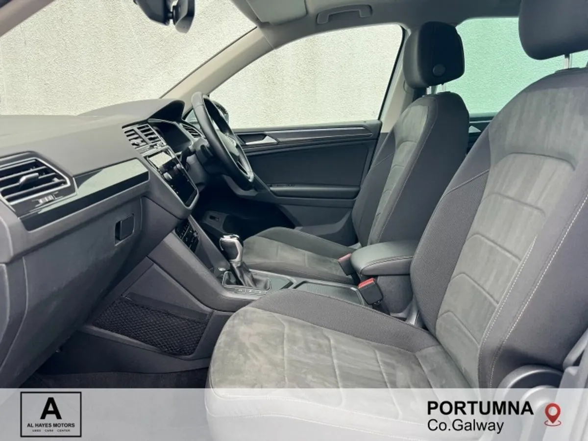 Volkswagen Tiguan AUTOMATIC ELEGANCE 2.0 TDI 150BH - Image 4