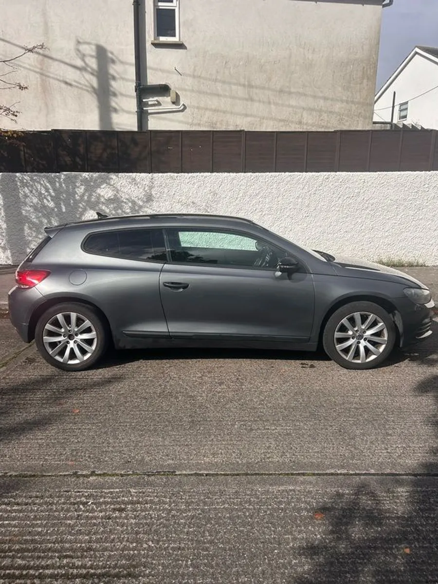 2014 Volkswagen Scirocco - Image 2