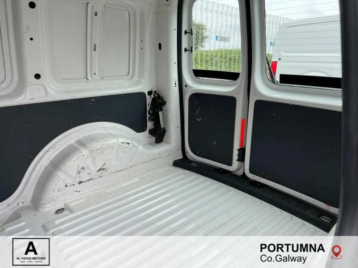 Volkswagen Caddy 1.6 TDI *NO VAT* - Image 4