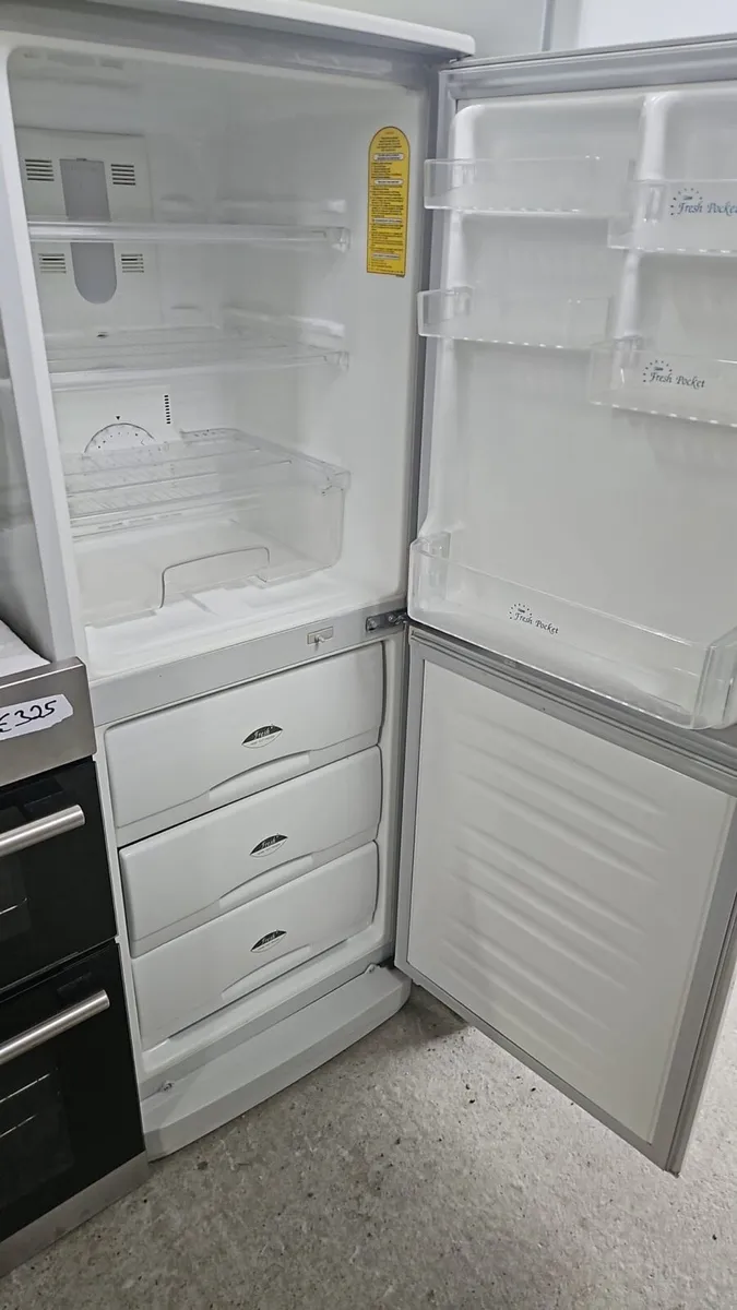 LG fridge /freezer - Image 2