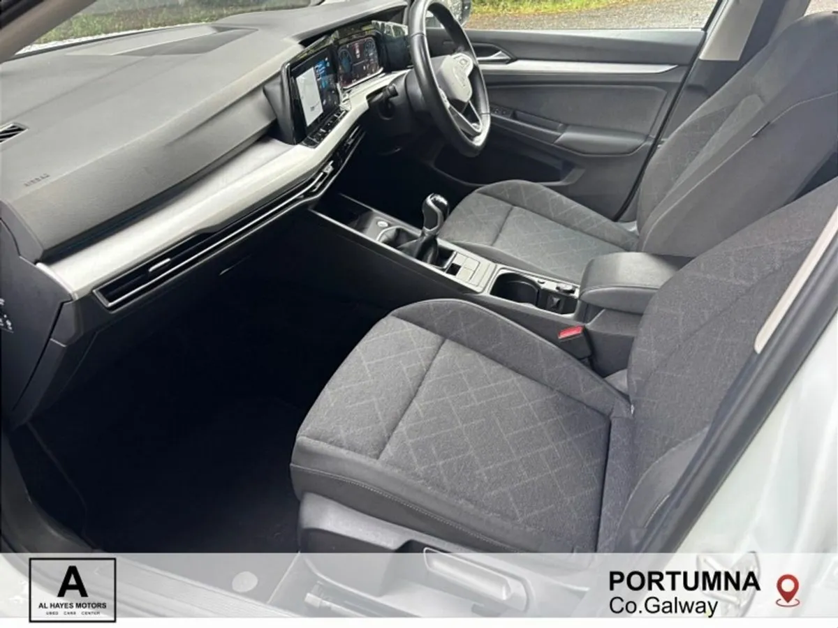 Volkswagen Golf 2023 LIFE 2.0 TDI 6SPEED 115BHP - Image 4