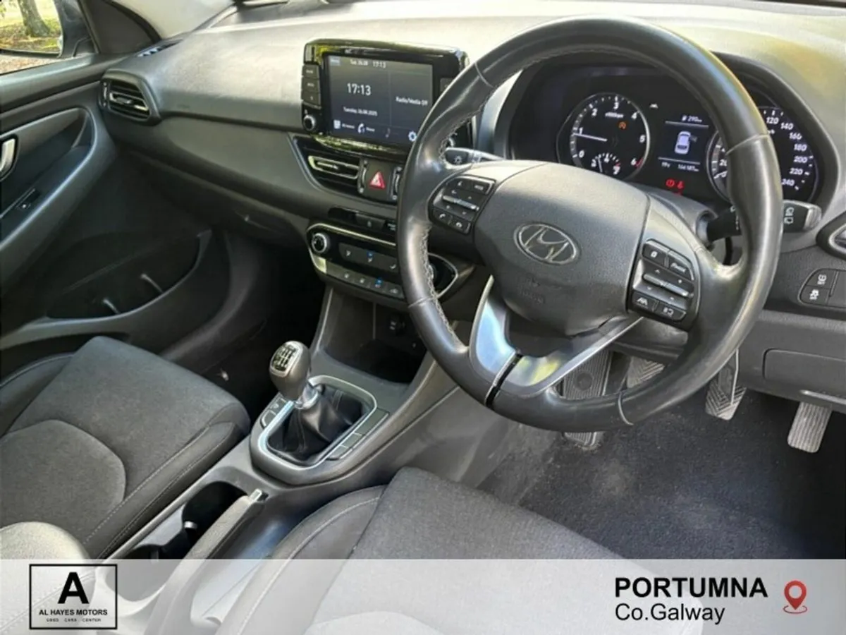 Hyundai i30 2021 DELUXE 1.6DSL *NCT 7/27* - Image 2