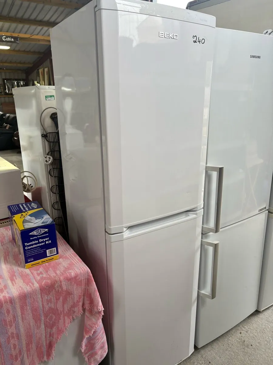 Hoover fridge freezer - Image 1