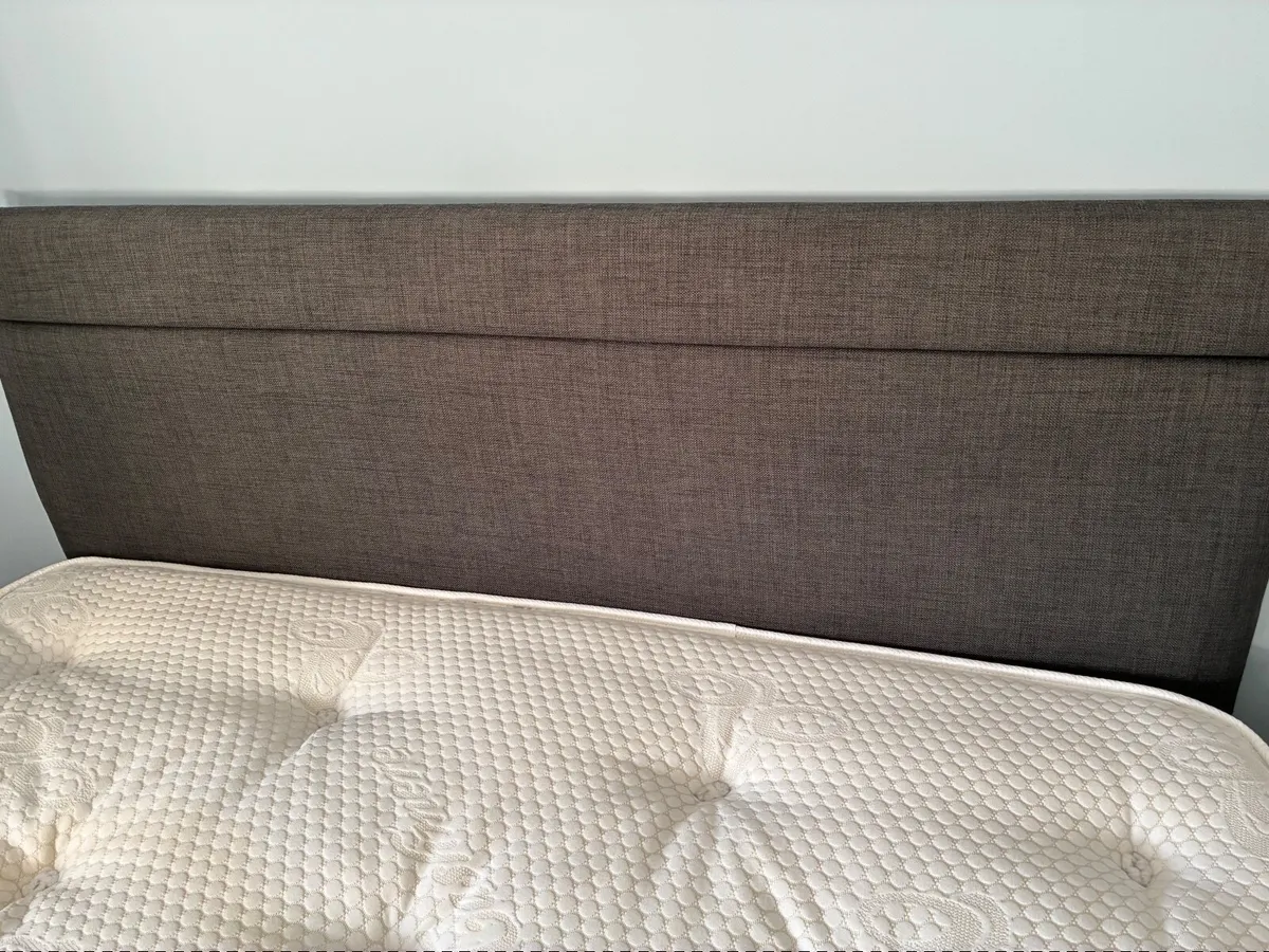 King sized bed (5 ft) - Image 4