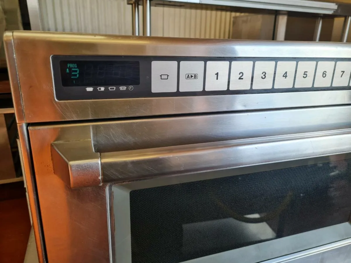 Panasonic Proll NE-1880 Microwave - Image 3