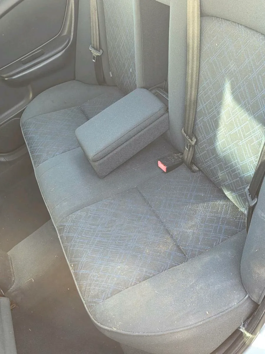 Toyota avensis 2003 1.6 petrol luna nctd €1222 - Image 3