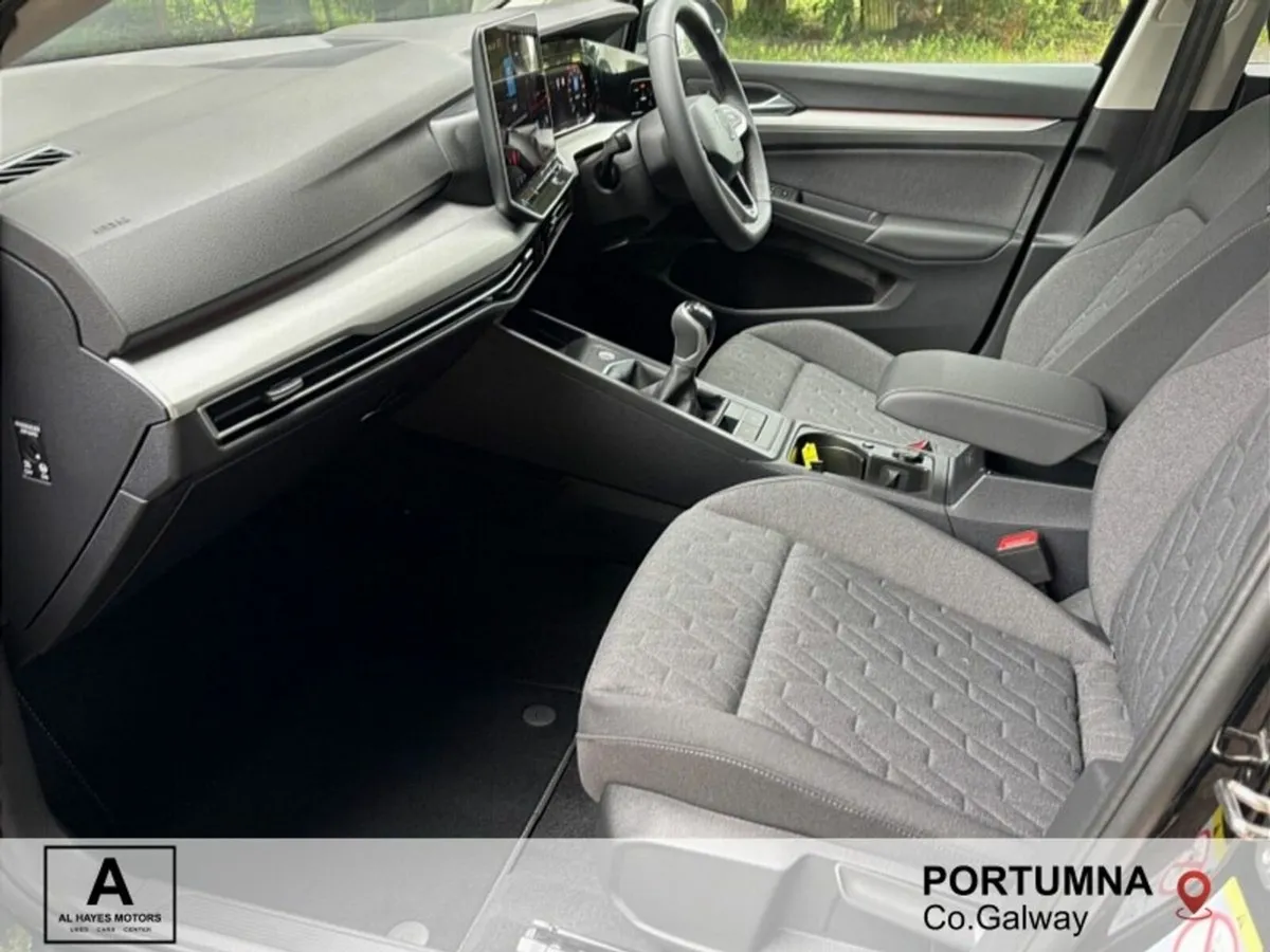 Volkswagen Golf EDITION 75 2.0 TDI 6SPEED 116BHP - Image 4