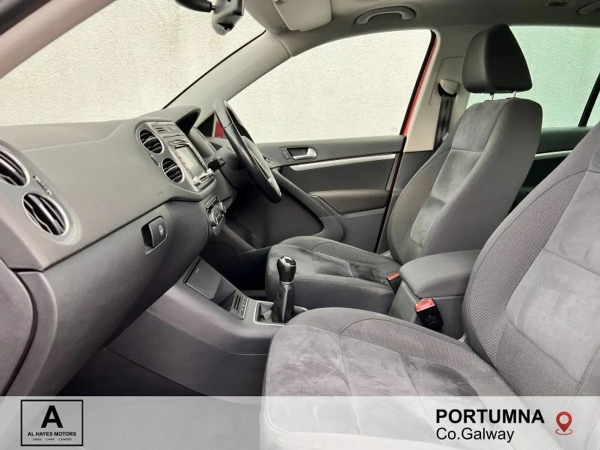 Volkswagen Tiguan SPORT SPEC 2.0 TDI 6 SPEED 110BH - Image 4