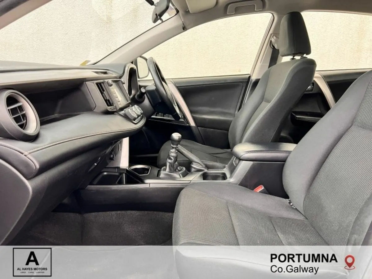 Toyota RAV4 2.0 D-4D LUNA 4DR *NCT 8/27* - Image 3