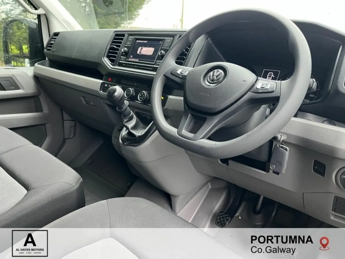 Volkswagen Crafter TREND 35 MWB 2.0TDI 6SPEED 140B - Image 2