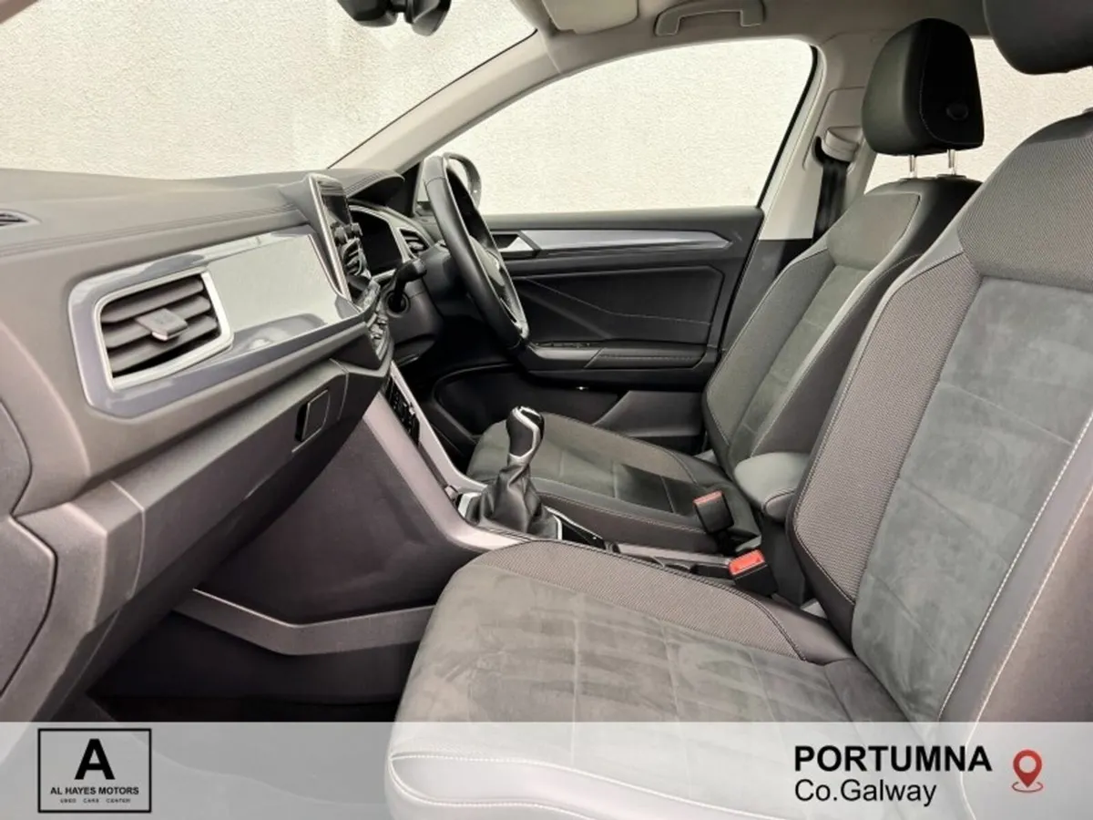 Volkswagen T-Roc 2023 STYLE 1.0 TSI 6SPEED 110BHP - Image 4