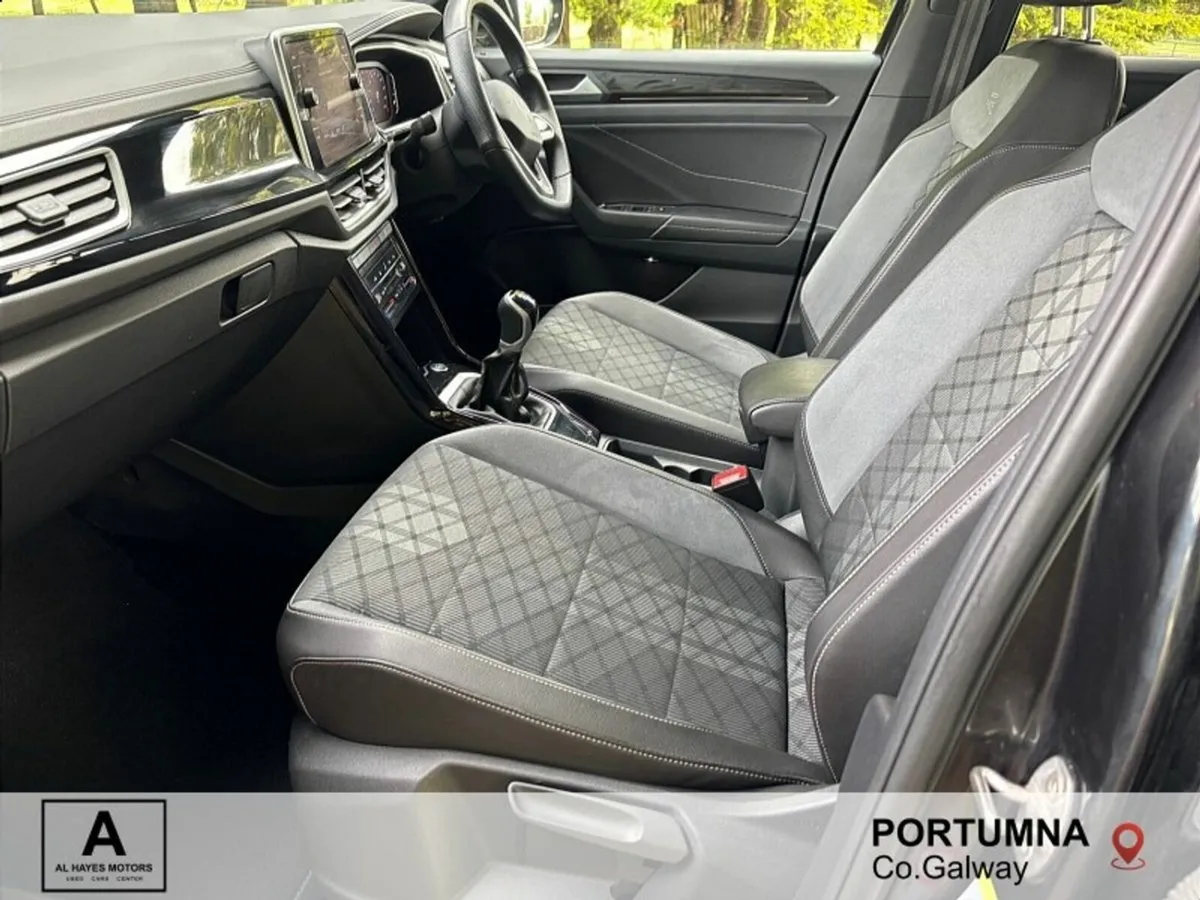 Volkswagen T-Roc 2023 R-LINE PLUS MODEL 1.0 TSI 6S - Image 4
