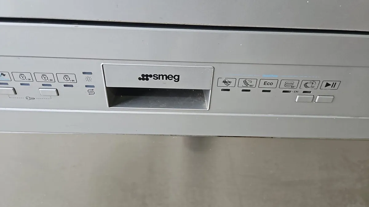 Smeg dishwasher - Image 2