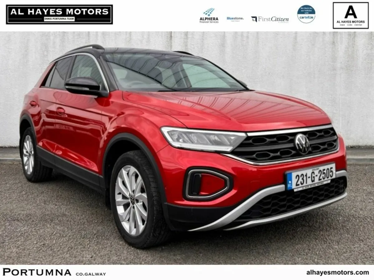 Volkswagen T-Roc 2023 LIFE 2.0 TDI 6SPEED 116BHP - Image 1