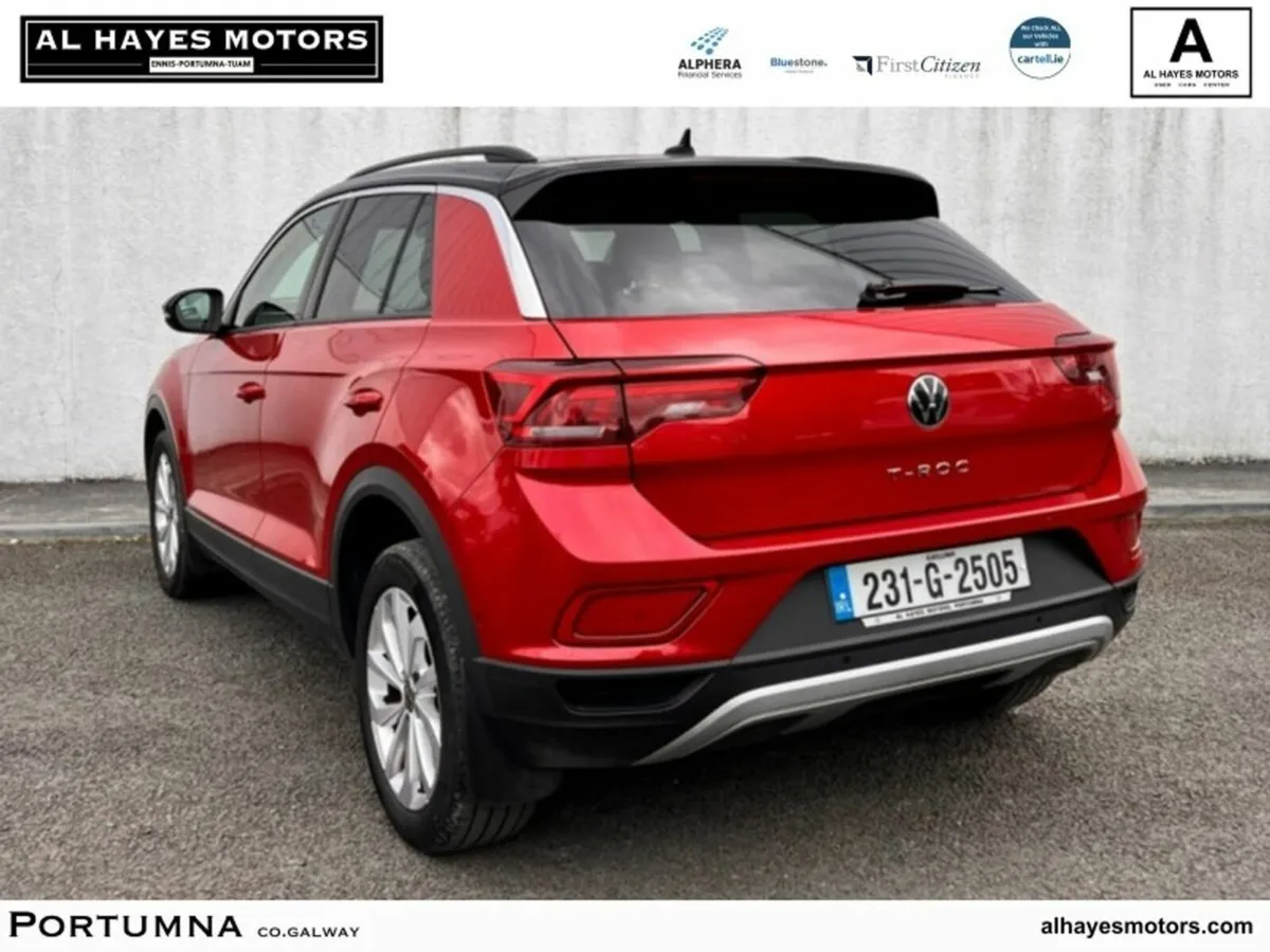 Volkswagen T-Roc 2023 LIFE 2.0 TDI 6SPEED 116BHP - Image 3
