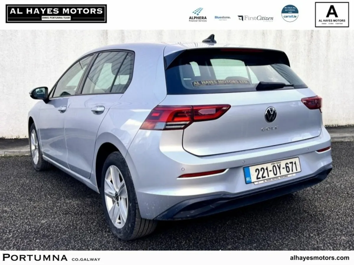 Volkswagen Golf 2022 LIFE 1.0 TSI 6SPEED 110BHP - Image 3