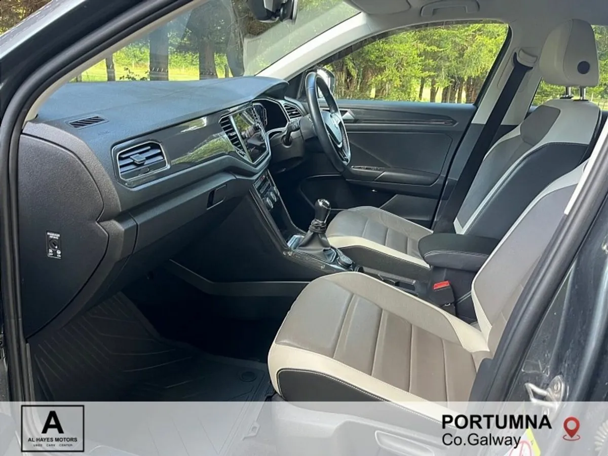 Volkswagen T-Roc SPORT 2.0 TDI 150bhp *4X4* - Image 4
