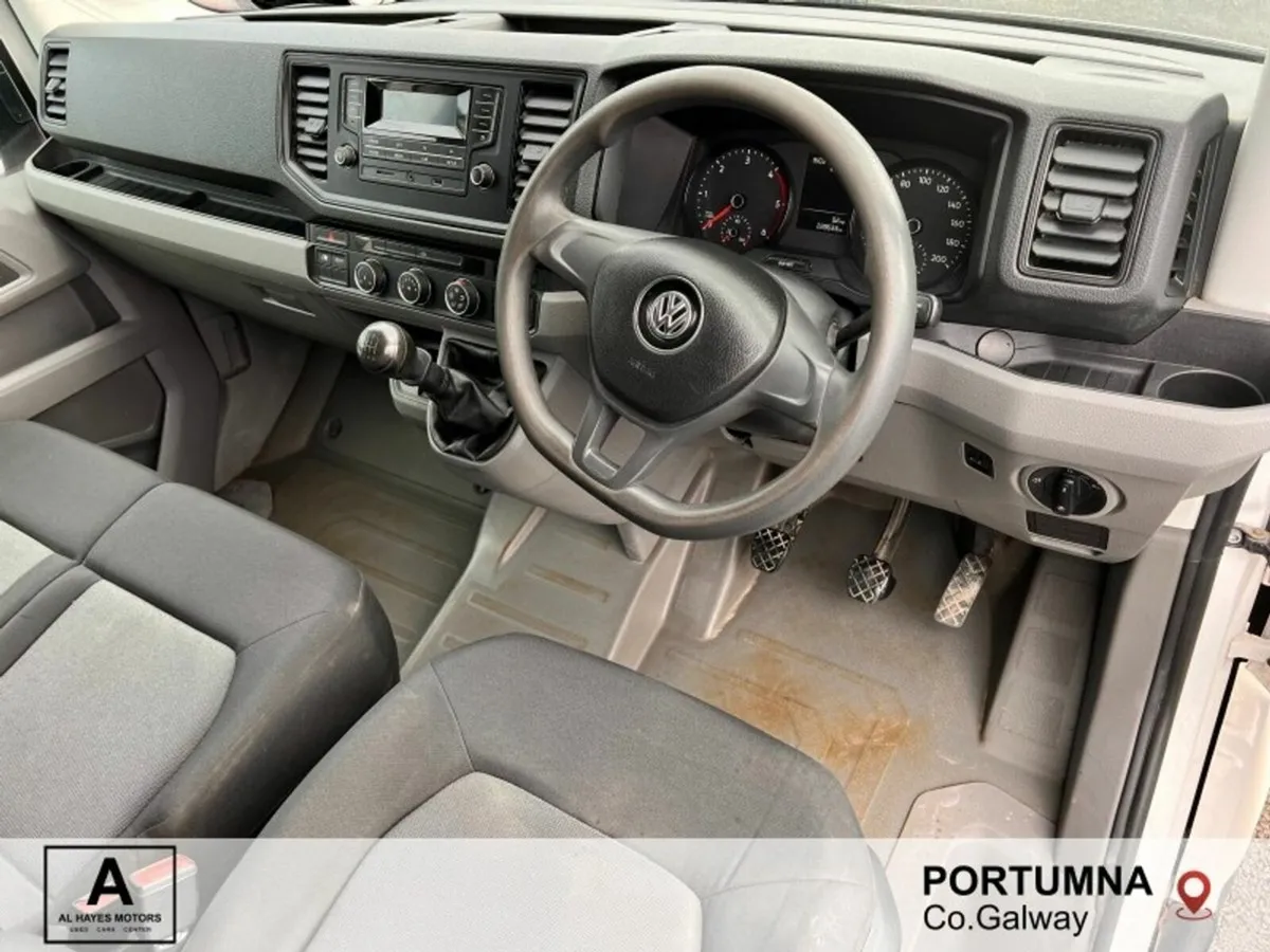 Volkswagen Crafter 35 MWB HR 2.0TDI 6SPEED 140BHP* - Image 3
