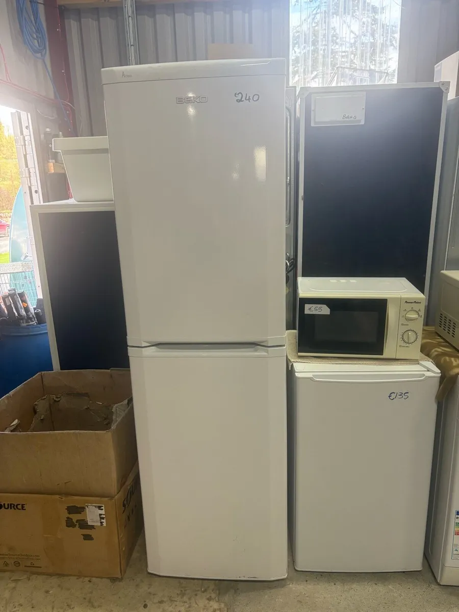 Beko fridge freezer - Image 1