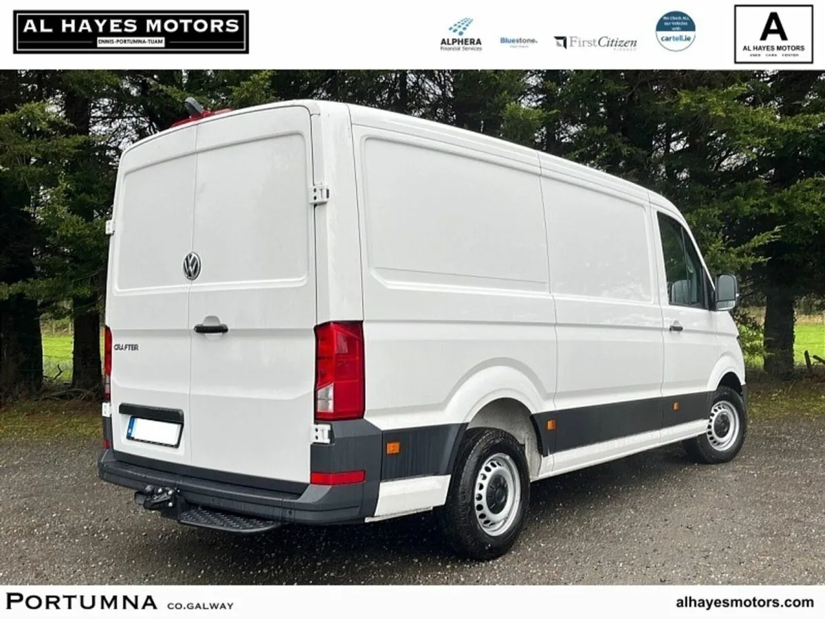 Volkswagen Crafter TREND  35 MWB 140BHP *PRICE + V - Image 3