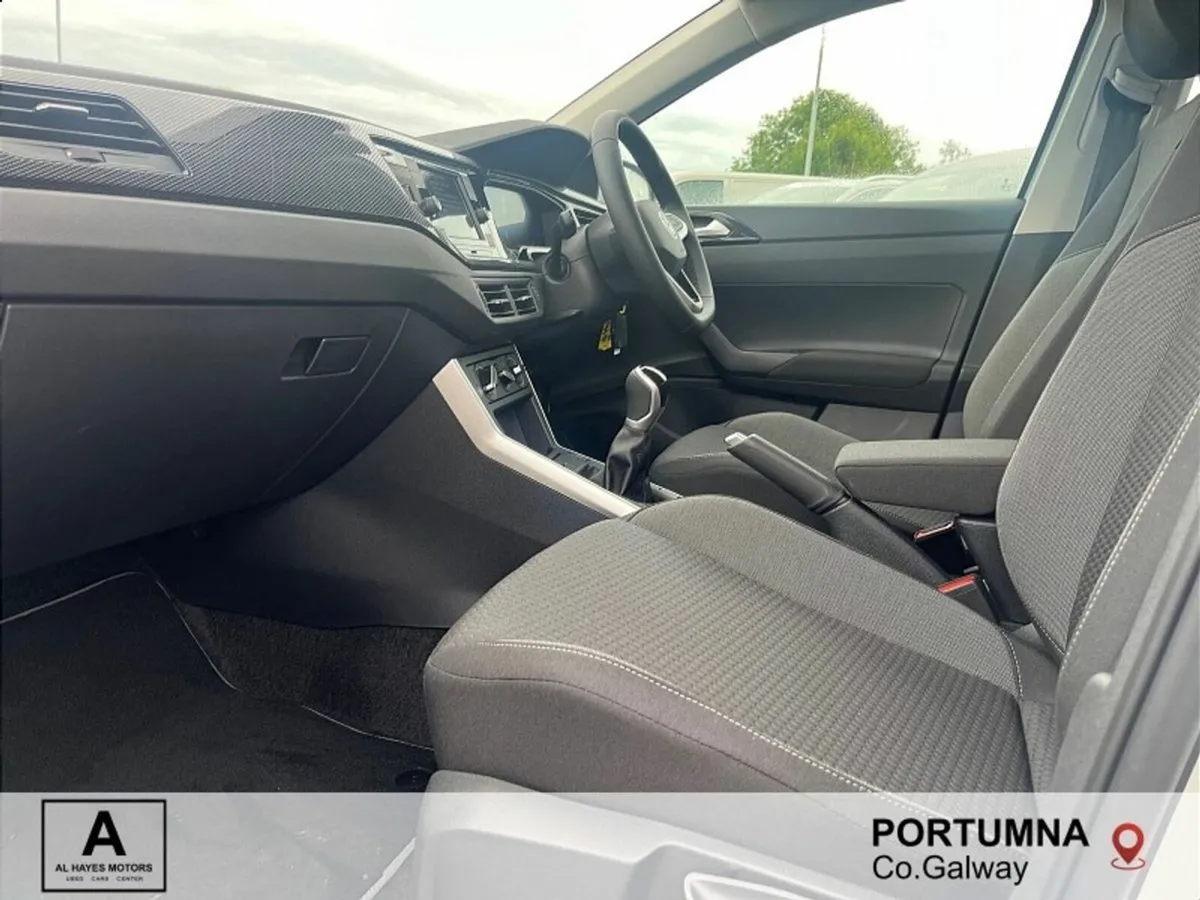 Volkswagen Polo LIFE 1.0 TSI 95HBHP* REAR VIEW CAM - Image 4