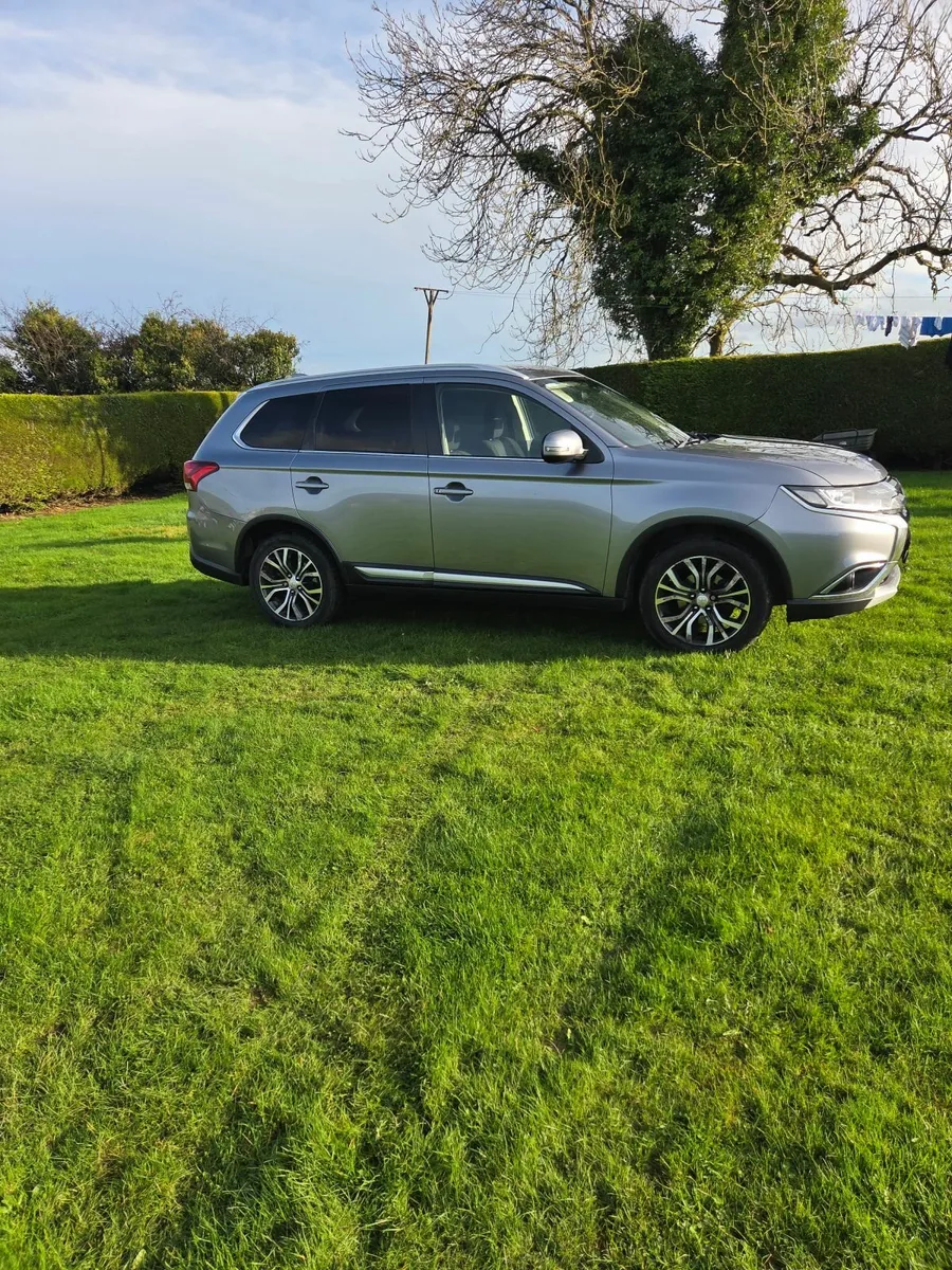 Mitsubishi Outlander 2017 - Image 3