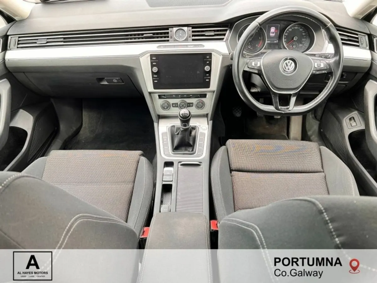 Volkswagen Passat COMFORTLINE BUSINESS EDITION 1.6 - Image 2