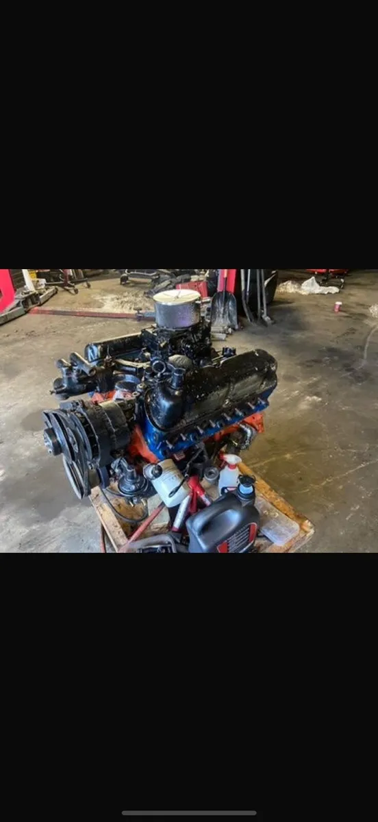 351W 5.8 v8 - Image 1