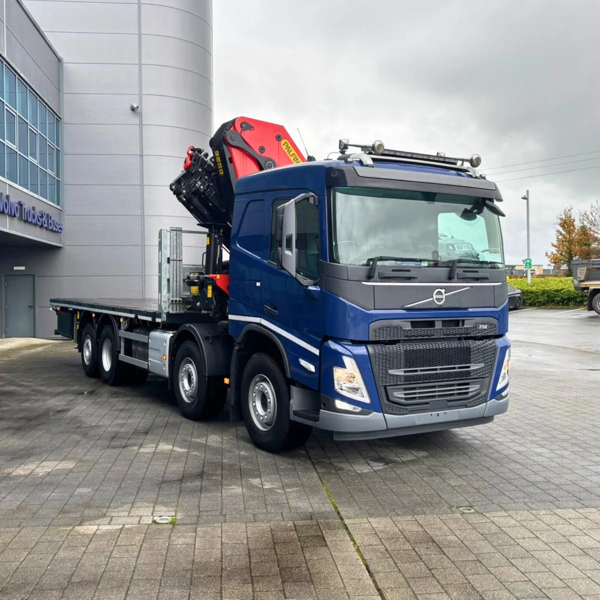 Volvo FM Rigid Hi-Ab - Image 3