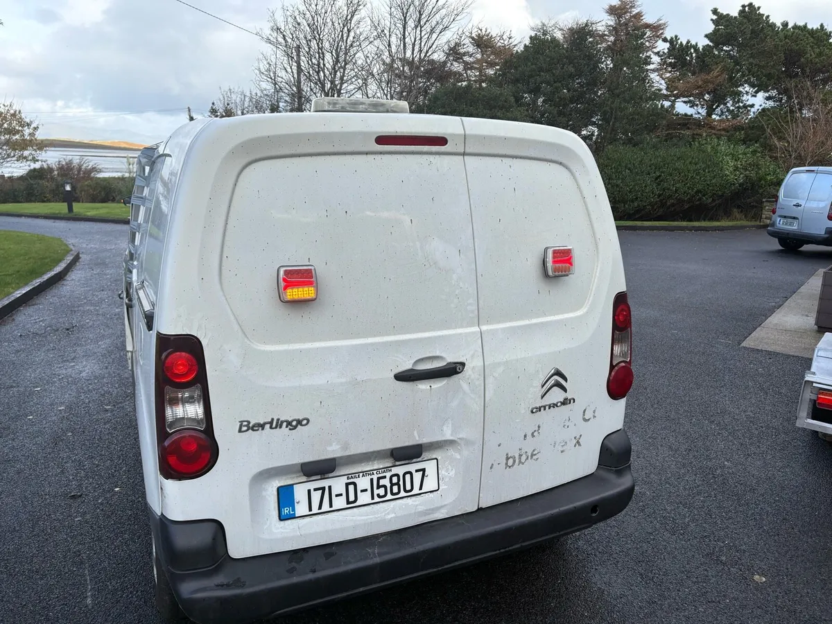 ALL TYPES OF VEHICLES WANTED CARS VANS JEEPS ✅✅ - Image 1