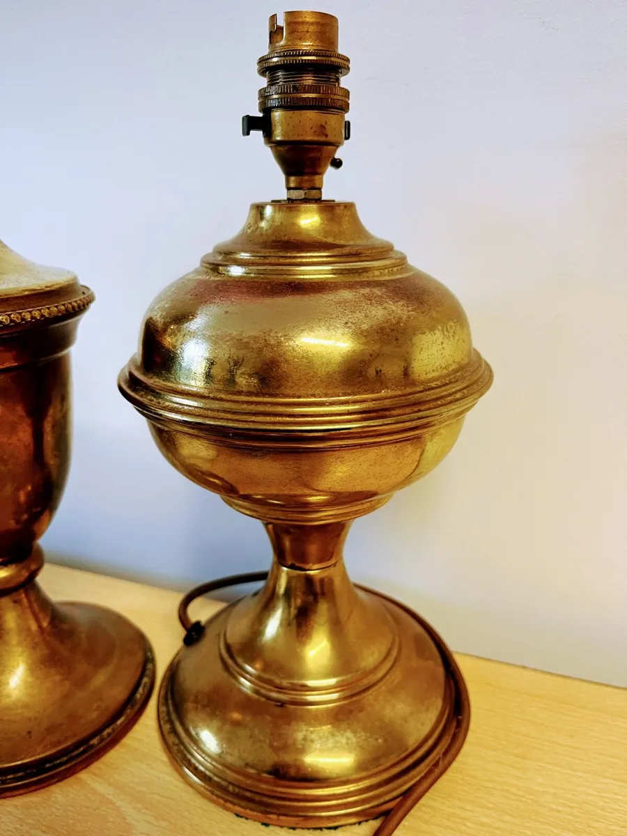 Pair of Vintage brass lamps - Image 2