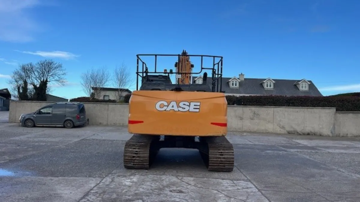 2022 Case CX210E - Image 2